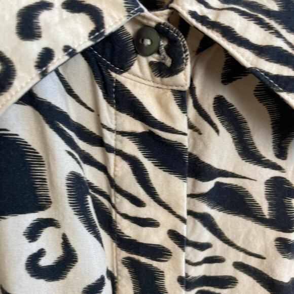 Animal print blouse - Picture 2 of 4